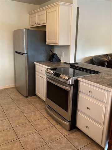 2949 Bluegrass Place, Fayetteville, AR 72704