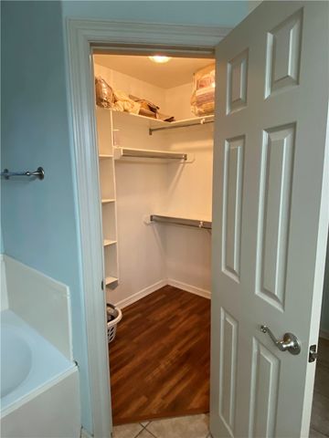 2949 Bluegrass Place, Fayetteville, AR 72704