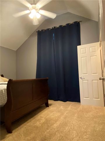 2949 Bluegrass Place, Fayetteville, AR 72704