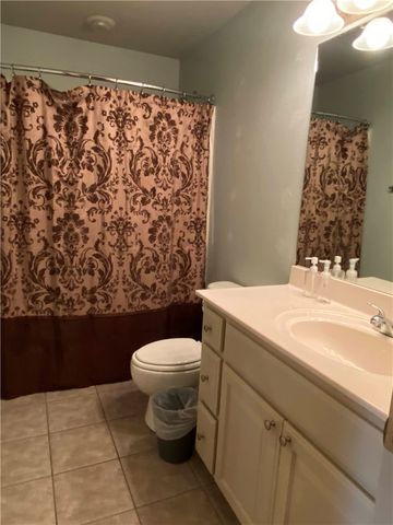 2949 Bluegrass Place, Fayetteville, AR 72704