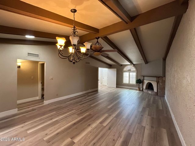 5100 N MILLER Road 11, Scottsdale, AZ 85250