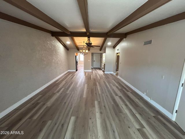 5100 N MILLER Road 11, Scottsdale, AZ 85250