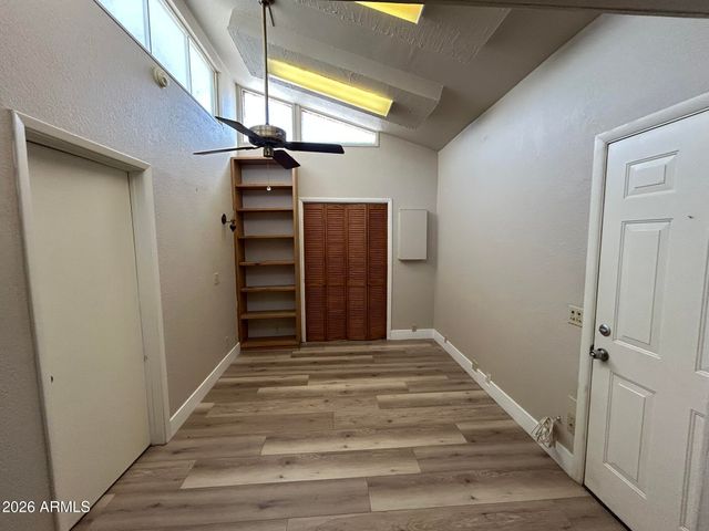5100 N MILLER Road 11, Scottsdale, AZ 85250