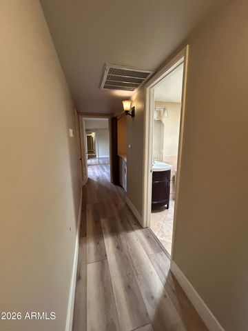 5100 N MILLER Road 11, Scottsdale, AZ 85250