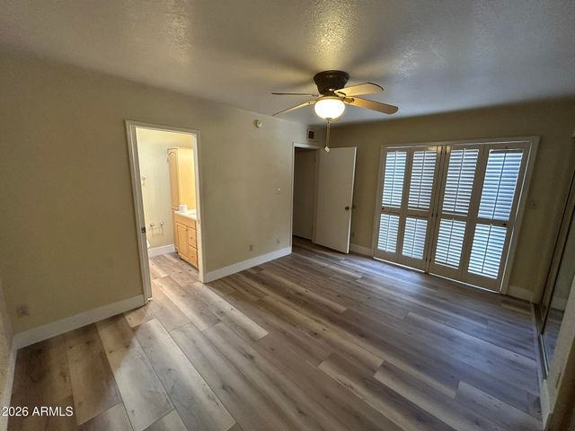 5100 N MILLER Road 11, Scottsdale, AZ 85250
