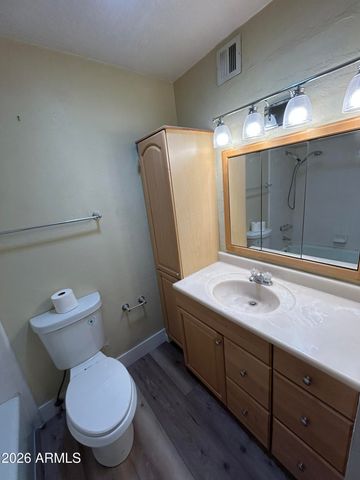 5100 N MILLER Road 11, Scottsdale, AZ 85250