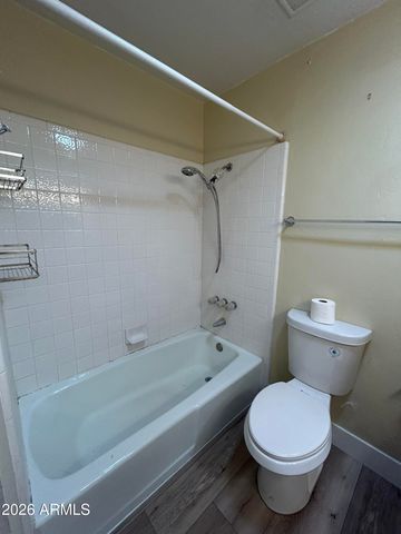 5100 N MILLER Road 11, Scottsdale, AZ 85250
