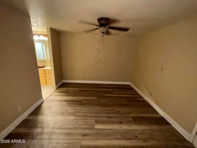 5100 N MILLER Road 11, Scottsdale, AZ 85250