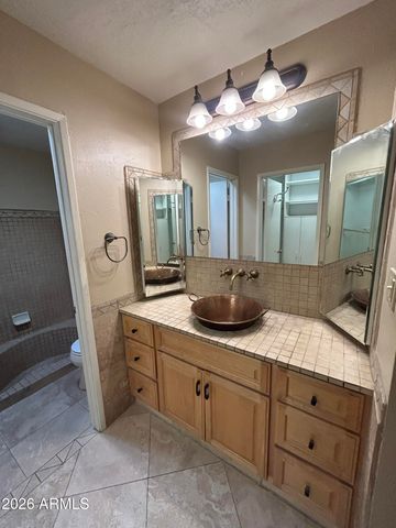 5100 N MILLER Road 11, Scottsdale, AZ 85250