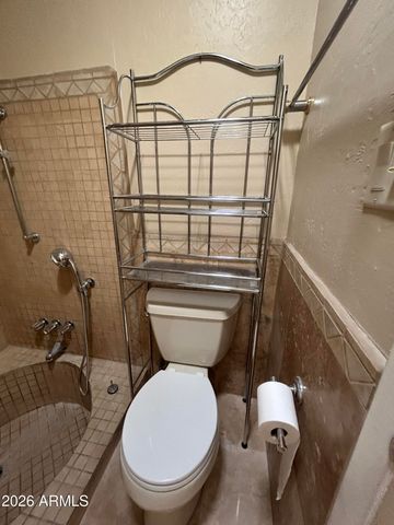 5100 N MILLER Road 11, Scottsdale, AZ 85250
