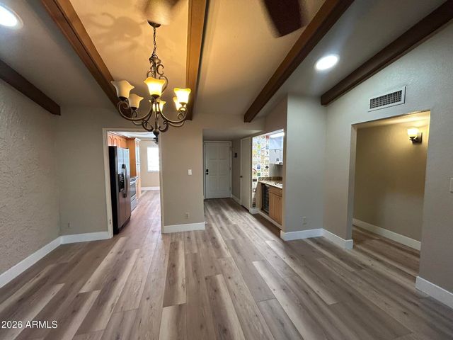5100 N MILLER Road 11, Scottsdale, AZ 85250