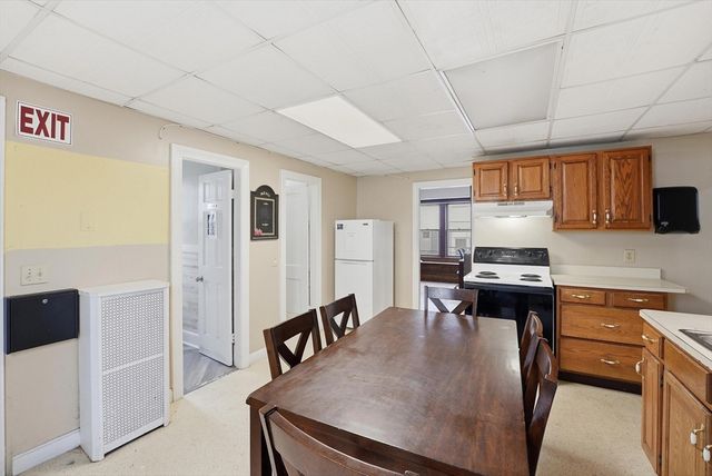 127 Orange St, Springfield, MA 01108