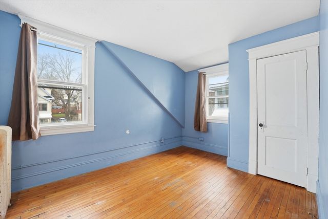 127 Orange St, Springfield, MA 01108
