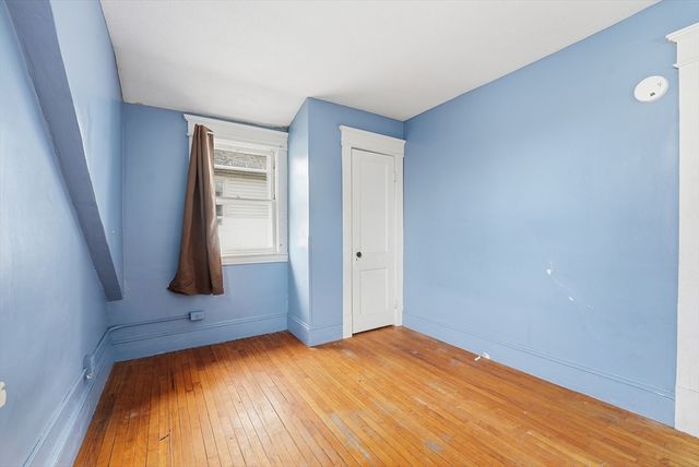 127 Orange St, Springfield, MA 01108