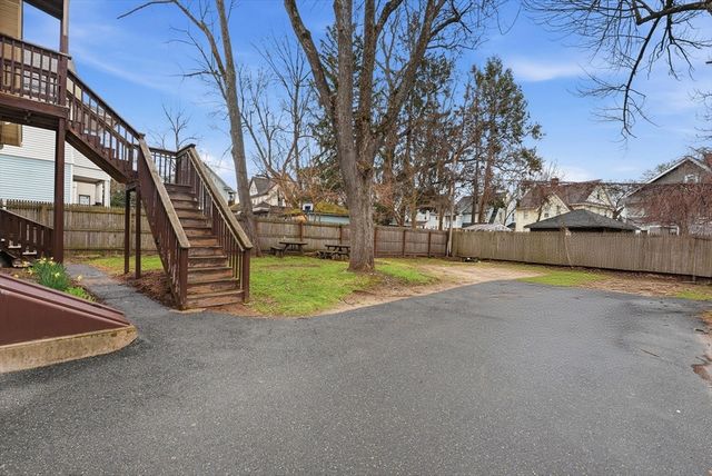127 Orange St, Springfield, MA 01108