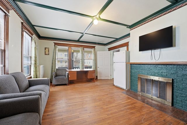 127 Orange St, Springfield, MA 01108