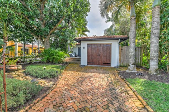110 N 16th Ave, Hollywood, FL 33020