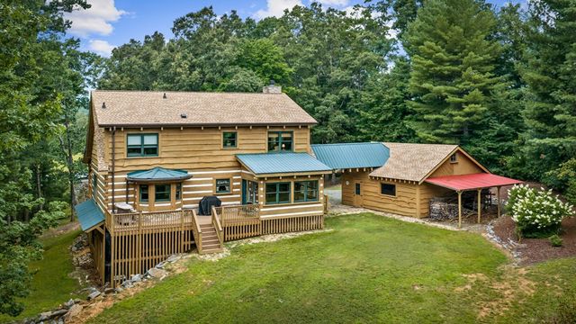 179 Cessna Loop, Blue Ridge, GA 30513