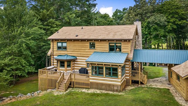 179 Cessna Loop, Blue Ridge, GA 30513