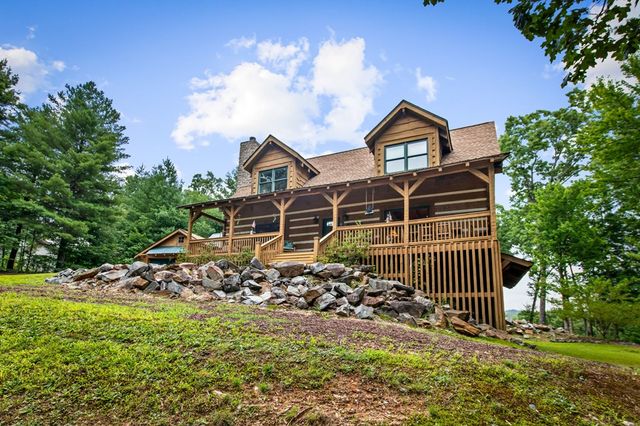 179 Cessna Loop, Blue Ridge, GA 30513