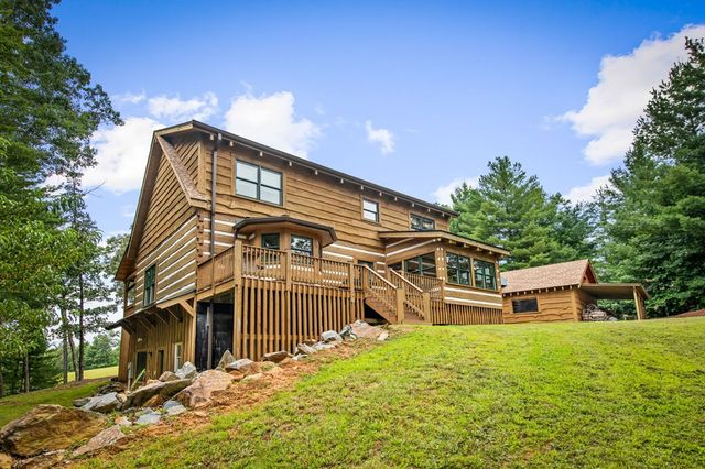 179 Cessna Loop, Blue Ridge, GA 30513