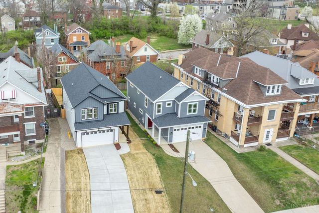 3217 Gilbert Avenue, Cincinnati, OH 45207