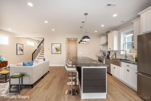 3217 Gilbert Avenue, Cincinnati, OH 45207