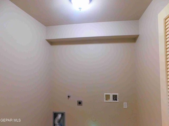 10051 RAILROAD Drive 204, El Paso, TX 79924