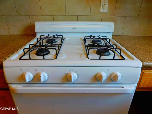 10051 RAILROAD Drive 204, El Paso, TX 79924