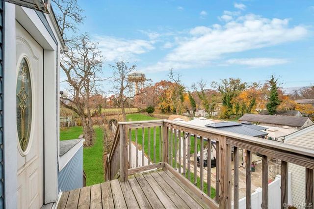 626 Winthrop Drive, Uniondale, NY 11553