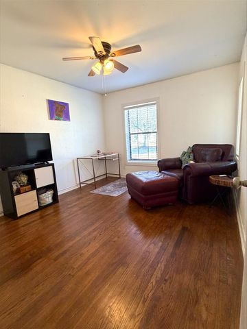 2818 Tolosa Drive, Dallas, TX 75228