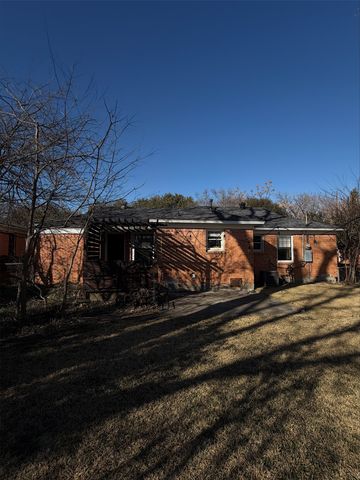 2818 Tolosa Drive, Dallas, TX 75228