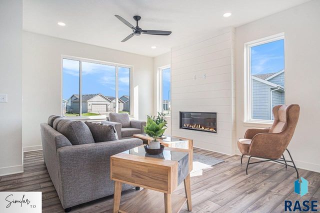 6416 S Hannby Trl Trail, Sioux Falls, SD 57106