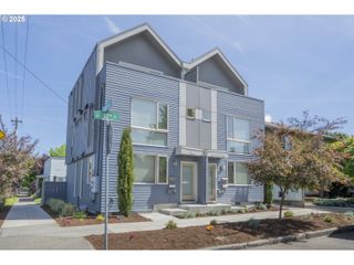 4984 Ne 32ND Pl, Portland, OR 97211