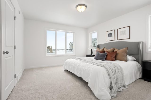 6669 Belding Drive S, Fargo, ND 58104