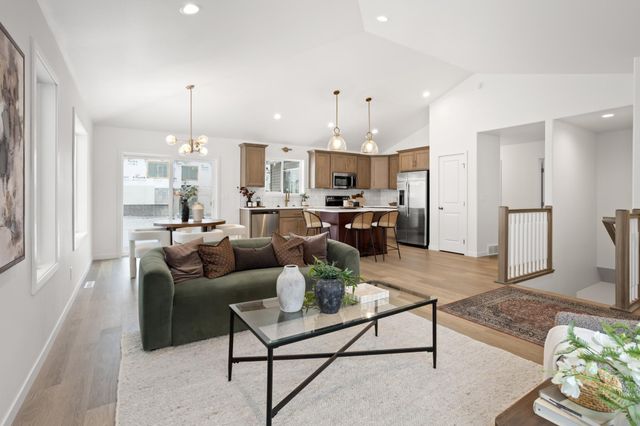 6669 Belding Drive S, Fargo, ND 58104