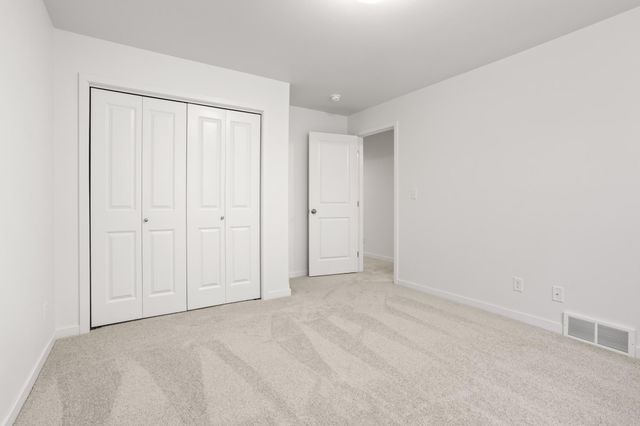 6669 Belding Drive S, Fargo, ND 58104