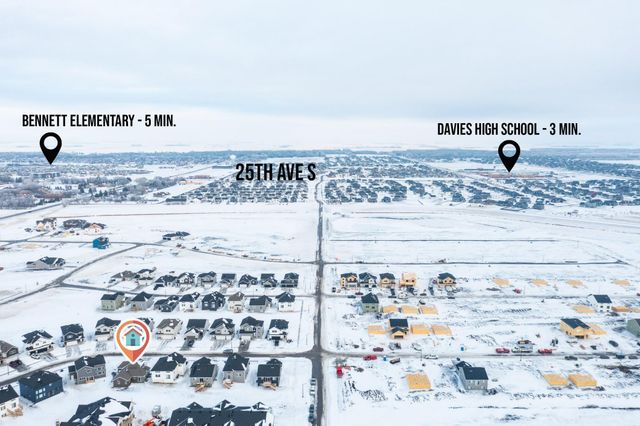 6669 Belding Drive S, Fargo, ND 58104