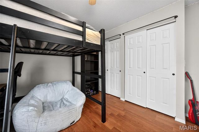 214 Universal Drive, St Peters, MO 63376