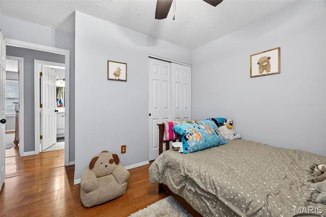 214 Universal Drive, St Peters, MO 63376