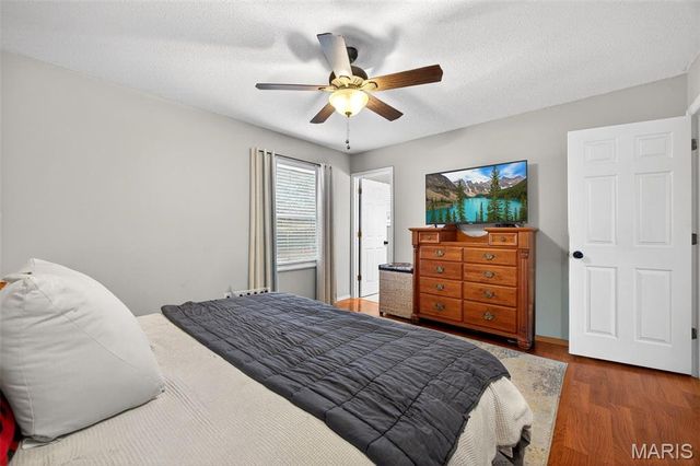 214 Universal Drive, St Peters, MO 63376