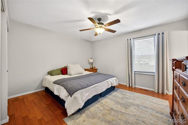 214 Universal Drive, St Peters, MO 63376