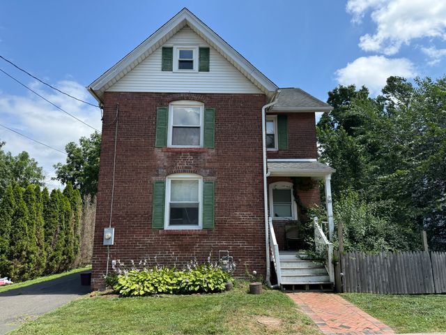 16 Brown Avenue, Windsor, CT 06095