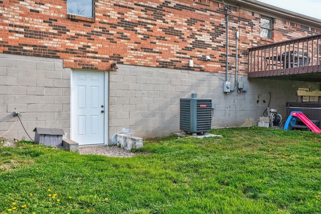 205 Laurel Lane, Nicholasville, KY 40356