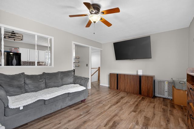 205 Laurel Lane, Nicholasville, KY 40356