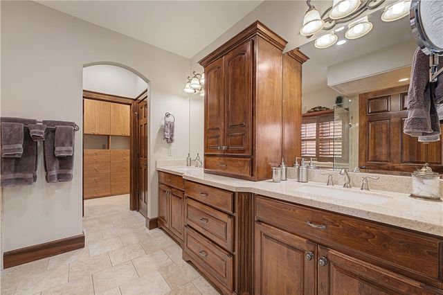 34 Kinloch Drive, Bella Vista, AR 72715