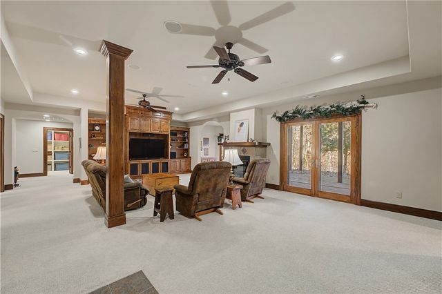 34 Kinloch Drive, Bella Vista, AR 72715