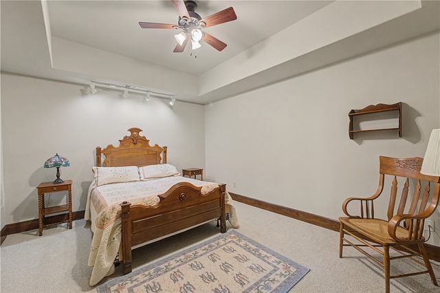 34 Kinloch Drive, Bella Vista, AR 72715