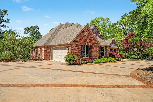 34 Kinloch Drive, Bella Vista, AR 72715