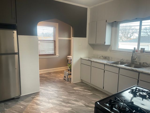 1534 E 86th Place, Chicago, IL 60619